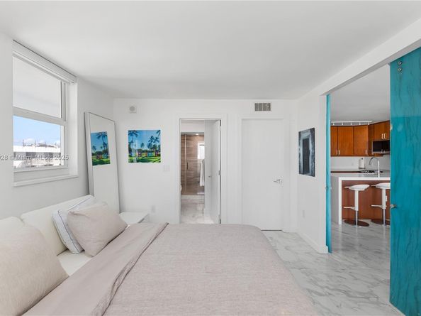 345 Ocean Dr 1101, Miami Beach FL 33139