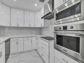 6470 SW 27th St, Miami FL 33155
