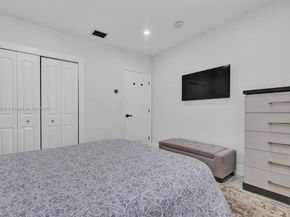 6470 SW 27th St, Miami FL 33155