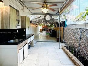 546 E 39th St, Hialeah FL 33013