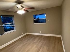 5634 Madison St, Hollywood FL 33023