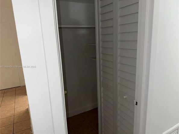 1800 Sans Souci Blvd 106, North Miami FL 33181