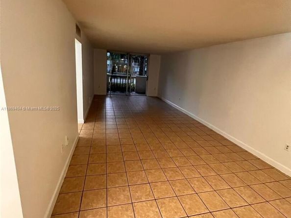 1800 Sans Souci Blvd 106, North Miami FL 33181