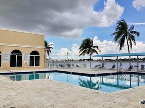 1195 NW 124th Ave 2202, Miami FL 33182