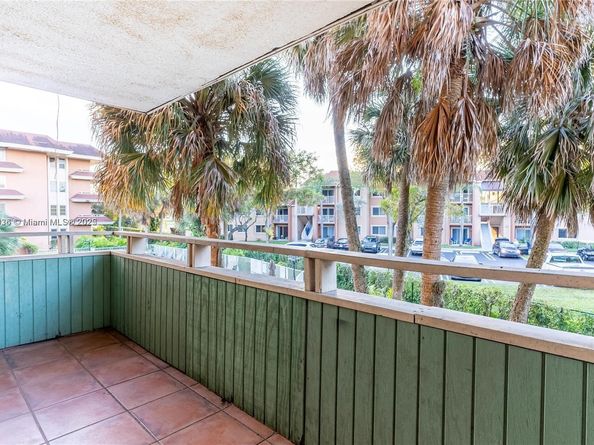 17600 NW 68th Ave B2005, Hialeah FL 33015