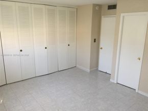 5041 W Oakland Park Blvd 110, Lauderdale Lakes FL 33313