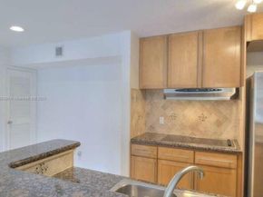 875 Riverside Dr 713, Coral Springs FL 33071