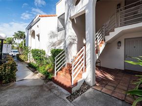 3545 Magellan Cir 3565, Aventura FL 33180