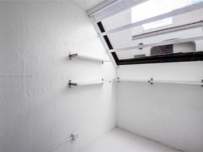 3545 Magellan Cir 3565, Aventura FL 33180