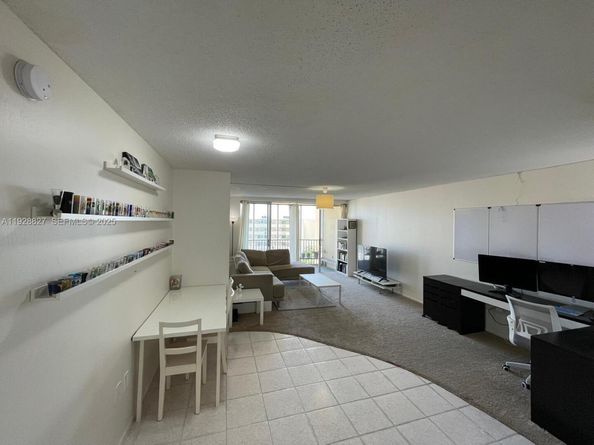 1750 NE 191st St 8142, Miami FL 33179