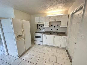 1344 9th St, West Palm Beach FL 33401