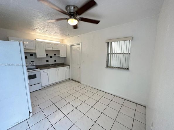 1344 9th St, West Palm Beach FL 33401