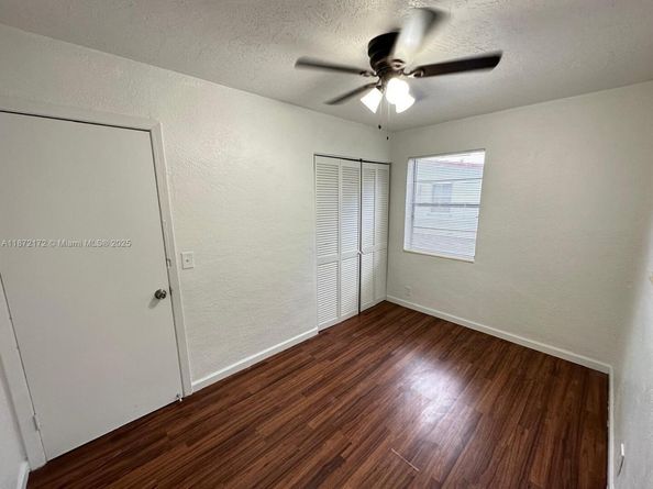 1344 9th St, West Palm Beach FL 33401