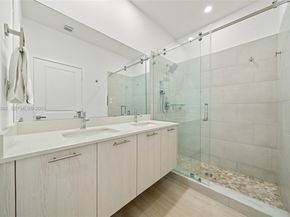 4648 NW 83rd Ave, Doral FL 33166