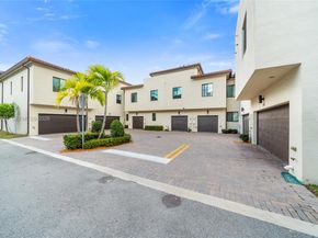 4648 NW 83rd Ave, Doral FL 33166
