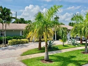 428 N Crescent Dr, Hollywood FL 33021