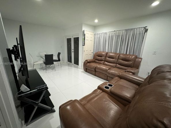 6315 SW 138th Ct 63154, Miami FL 33183