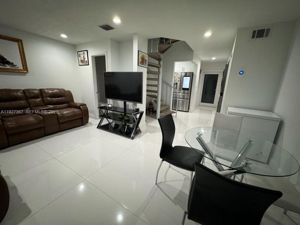 6315 SW 138th Ct 63154, Miami FL 33183