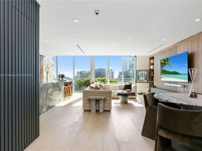 90 SW 3rd St PH14, Miami FL 33130