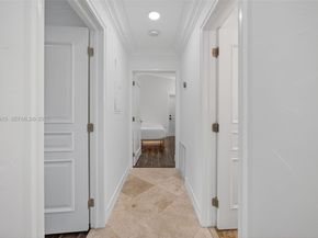 11260 SW 48th St, Miami FL 33165