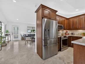 11260 SW 48th St, Miami FL 33165