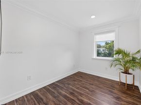 11260 SW 48th St, Miami FL 33165