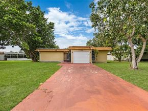7019 NW 63rd St, Tamarac FL 33321