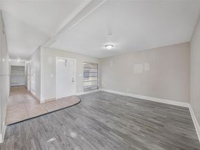 7019 NW 63rd St, Tamarac FL 33321