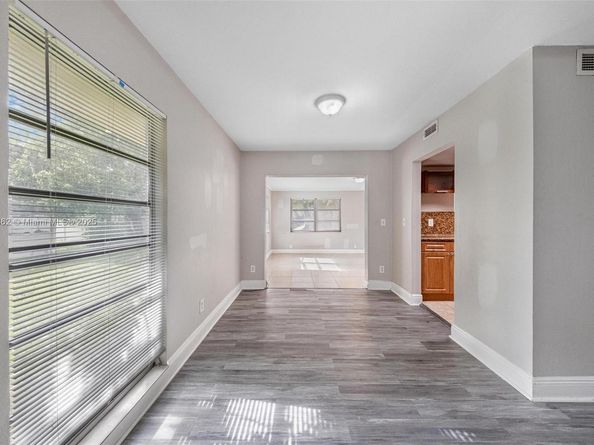 7019 NW 63rd St, Tamarac FL 33321