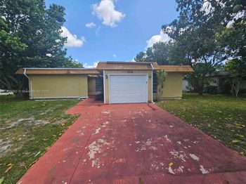 7019 NW 63rd St