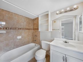 7019 NW 63rd St, Tamarac FL 33321