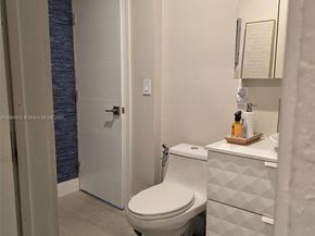 1324 NW 1st Ave, Fort Lauderdale FL 33311