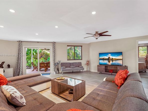 2167 NE 58th St, Fort Lauderdale FL 33308
