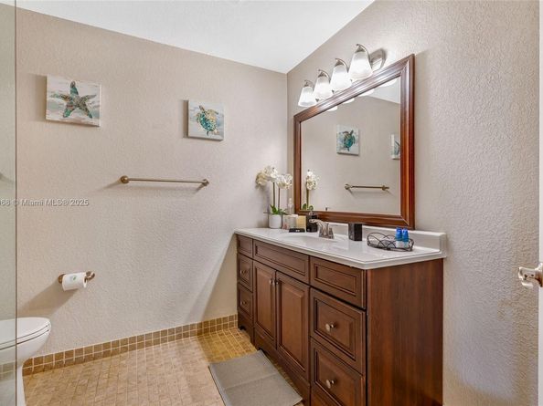 2167 NE 58th St, Fort Lauderdale FL 33308