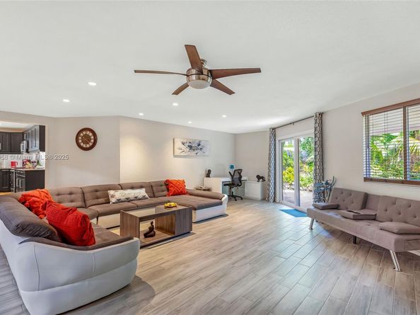 2167 NE 58th St, Fort Lauderdale FL 33308