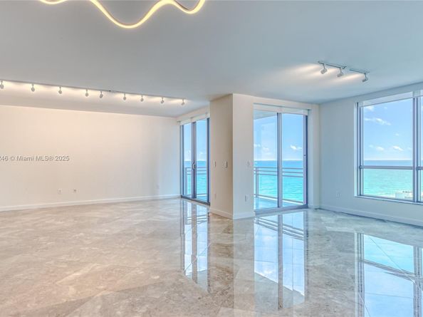 3535 S Ocean Dr 2004, Hollywood FL 33019