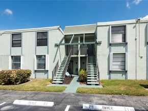 7301 NW 18th St 204, Margate FL 33063