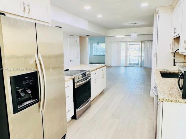 1760 NW 58th Ave 7, Lauderhill FL 33313