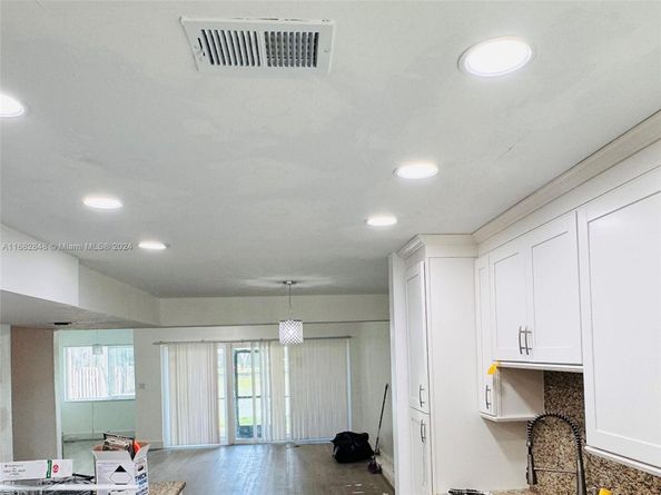 1760 NW 58th Ave 7, Lauderhill FL 33313