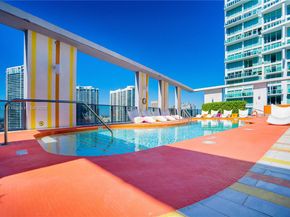31 SE 6th St 2205, Miami FL 33131