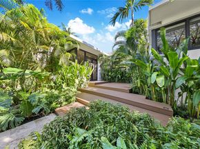 2815 Regatta Ave, Miami Beach FL 33140