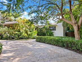 2815 Regatta Ave, Miami Beach FL 33140