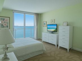 1900 N Bayshore Dr 2404, Miami FL 33132