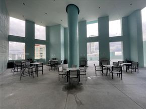 1900 N Bayshore Dr 2404, Miami FL 33132