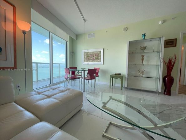 1900 N Bayshore Dr 2404, Miami FL 33132