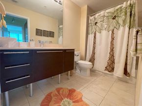 1900 N Bayshore Dr 2404, Miami FL 33132