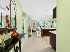 1900 N Bayshore Dr 2404, Miami FL 33132