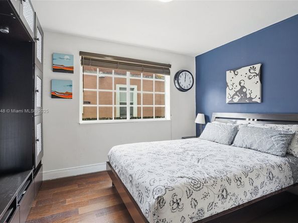 349 NW 46th St, Miami FL 33127