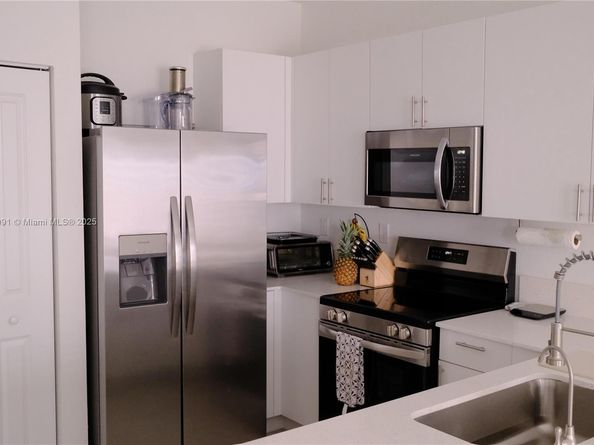 23156 SW 130th Ave, Miami FL 33170