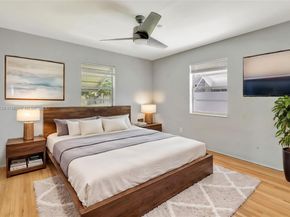 517 S 19th Ave, Hollywood FL 33020